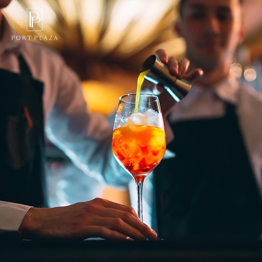 Port Plaza Evn 호텔 P'arak'ar 외부 사진